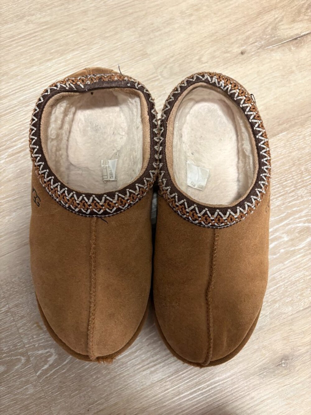 UGG Tasman Slippers Size 9